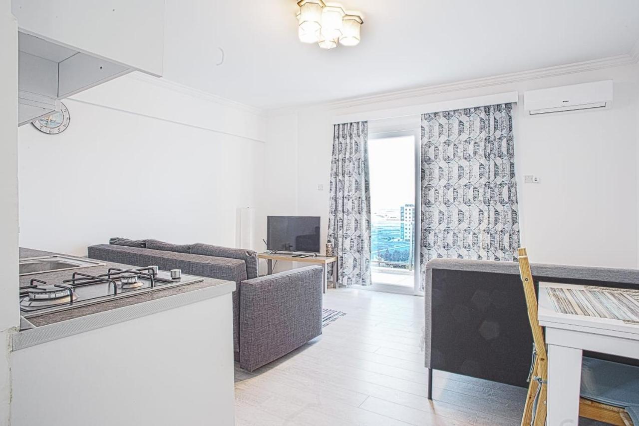 Royal Life Residence Poseidon Studio Trikomo Екстериор снимка